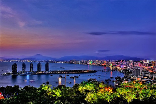 最快的十大超跑品牌是什么（最快的超跑是什么车）